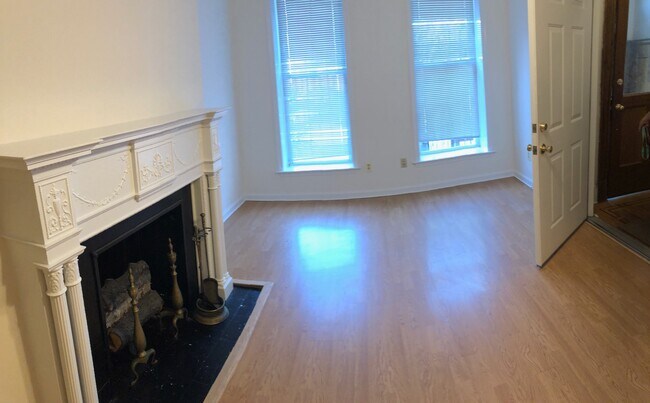 Photo - 3024 Saint Paul St Unit 1