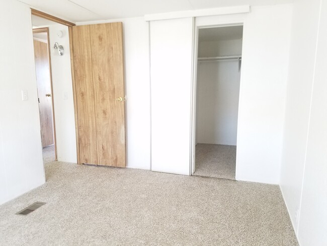 Photo - 13984 Zan Ln