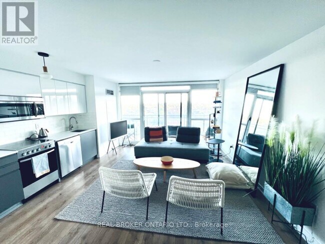 Photo - 78 Tecumseth St. Unit 1112