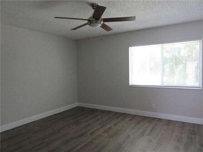 Photo - 9764 Kamena Cir