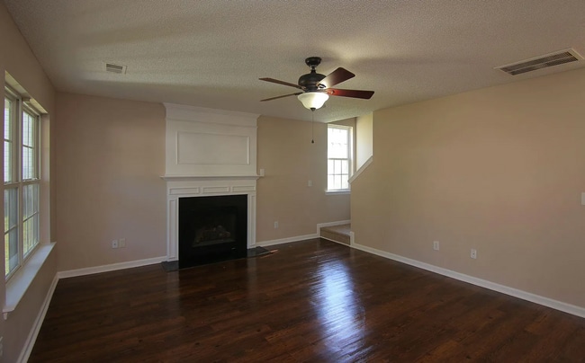 Photo - Spacious 4-Bedroom Home in Prime Columbia Location – Minutes from Fort Jackson!