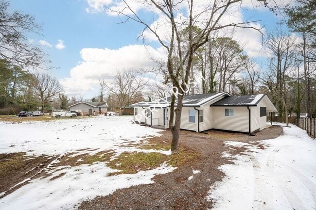 Photo - 939 Dry Valley Rd