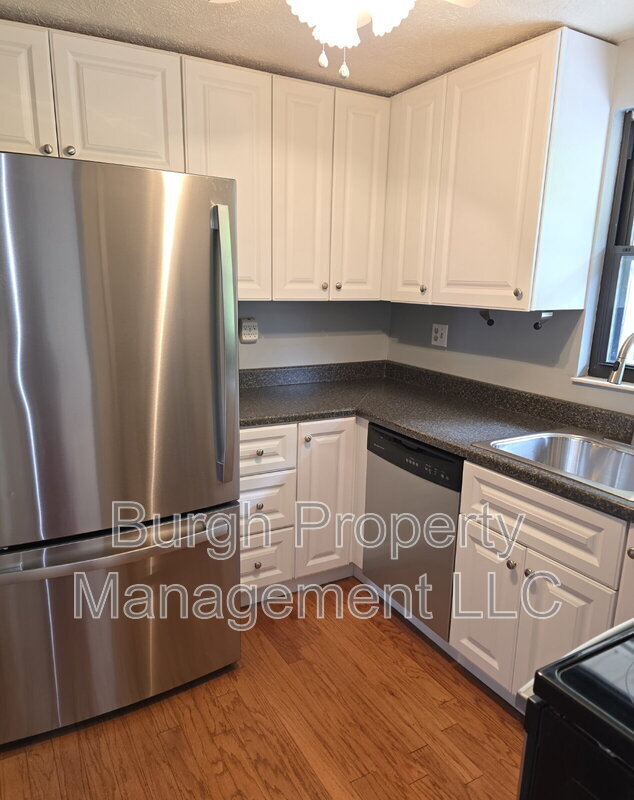 Photo - 3135 Laurel Ridge Cir