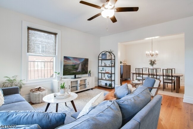 Photo - 660 Bloomfield Ave