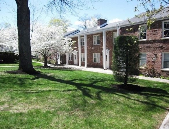 Beacon Hill Apartments