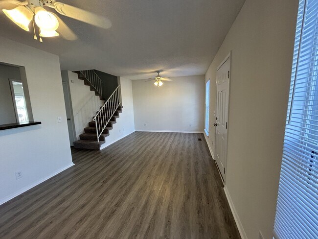 Photo - 3 BD 2 BA APARTMENT BY TTU FOR RENT Unit A