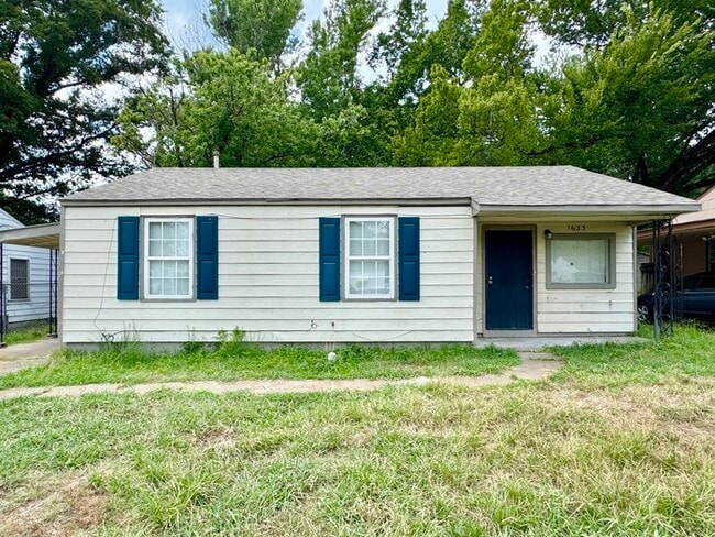 Building Photo - 1623 Harville St Rental