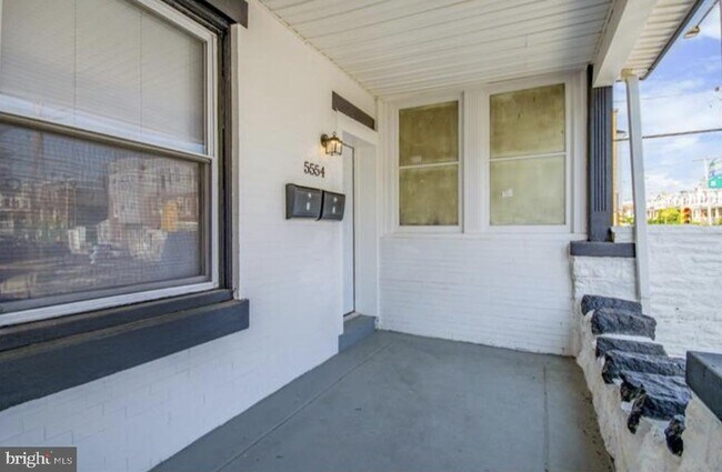 Photo - 5554 Lansdowne Ave Unidad 2