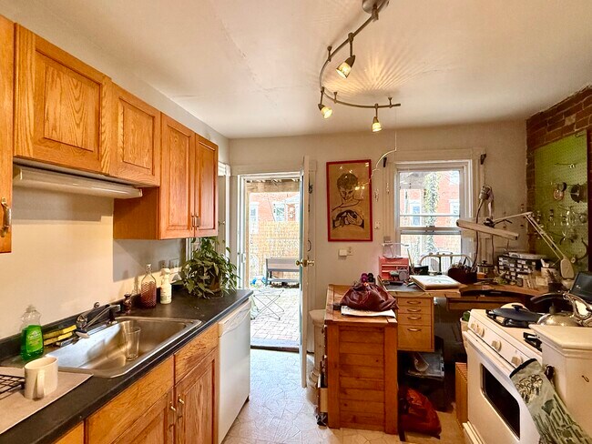 Photo - 4 Mead St Unit 1A