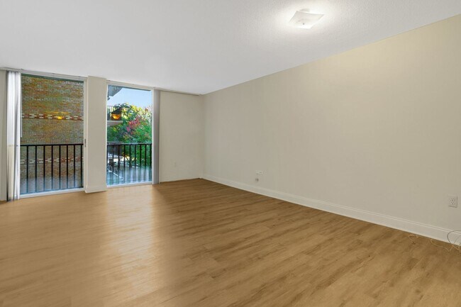 Photo - Studio Condo with all utilities included f...