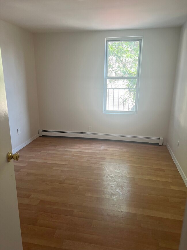 Photo - 127 Wilson Ave Apartamentos Unidad 2