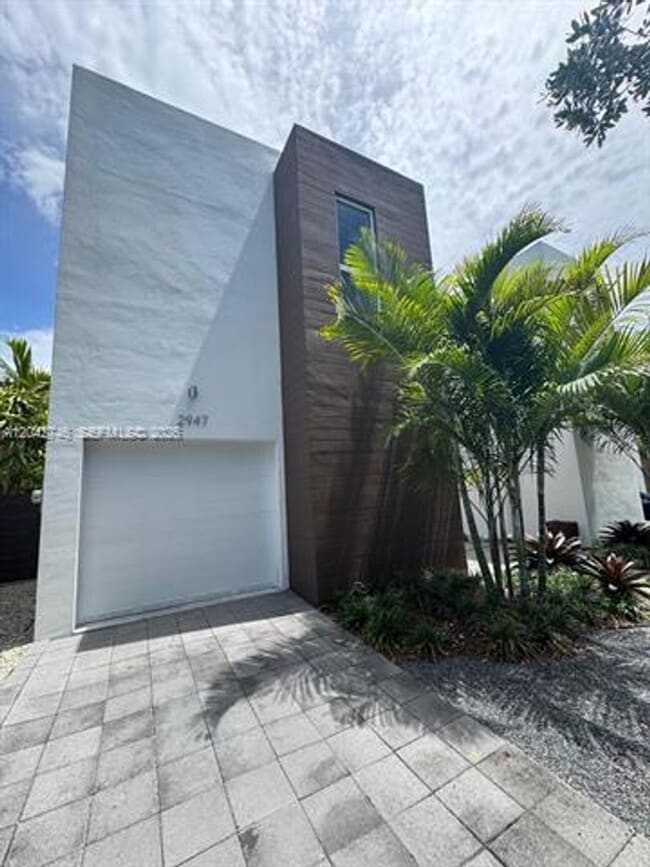 Photo - 2947 SW 27th Terrace Unit 2947 SW 27th Ter, Miami, FL 33133