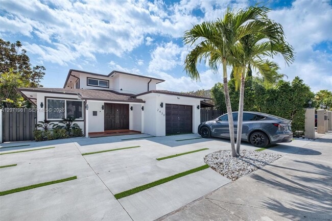 Photo - 2430 SW 22nd Terrace