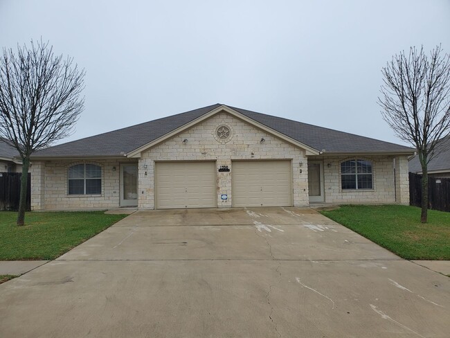 Building Photo - 1306 Powder River Dr Rental