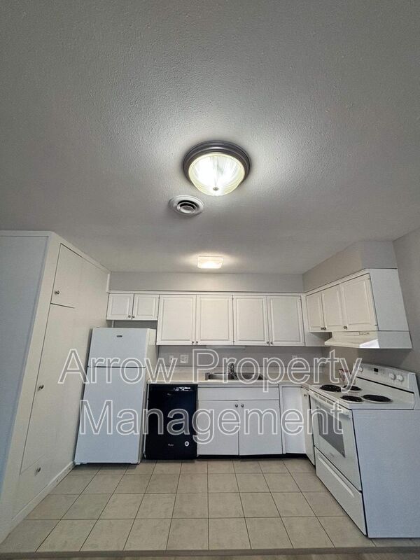 Photo - 2501 N St Condo