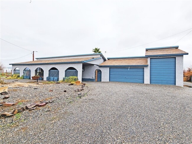 Building Photo - 2220 W Bell Vista Ave Unit 1