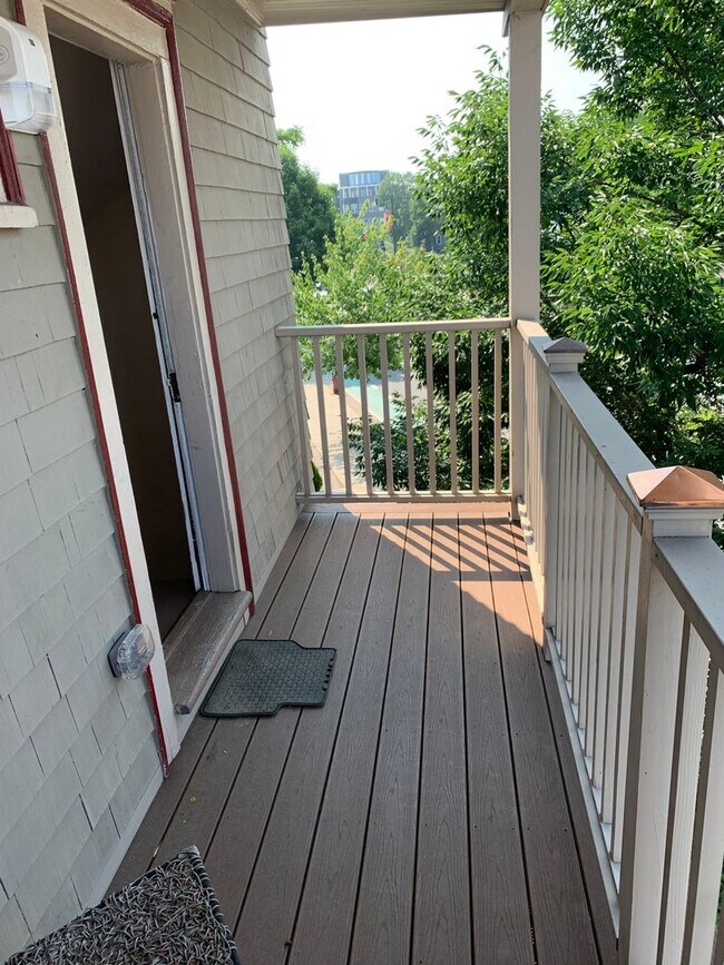 Photo - 801 Somerville Ave Unit 2