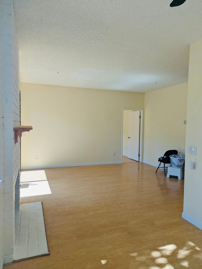 Living Room - 17722 Sergio Cir Unit 101