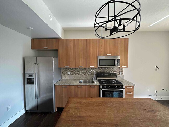 Photo - 460 S Spring St Unidad #506