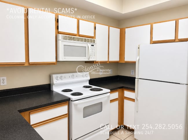 Photo - 2320 Gracy Farms Ln