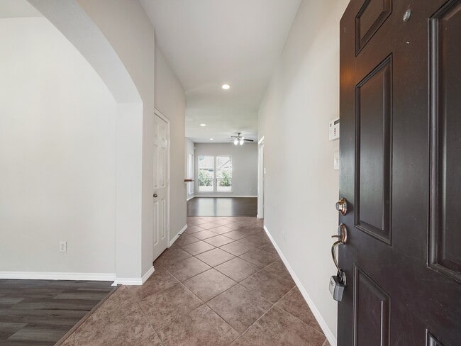 Photo - 20110 Emerald Cliff Ln