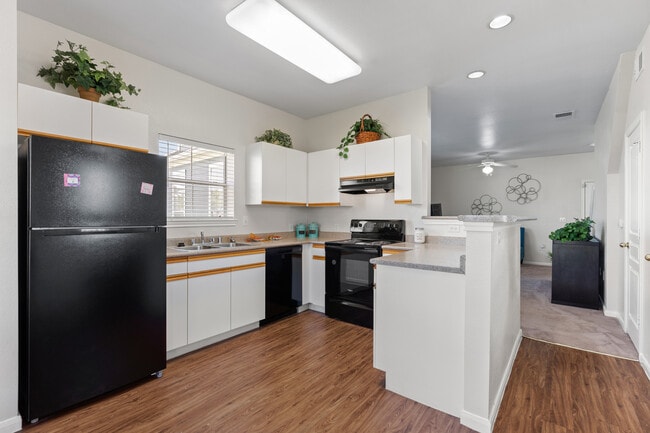 2 habitaciones TH - Ranch View Townhomes