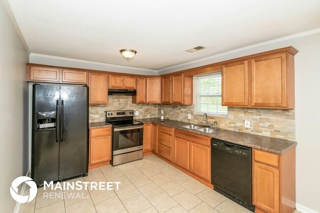 Photo - 201 Allen St