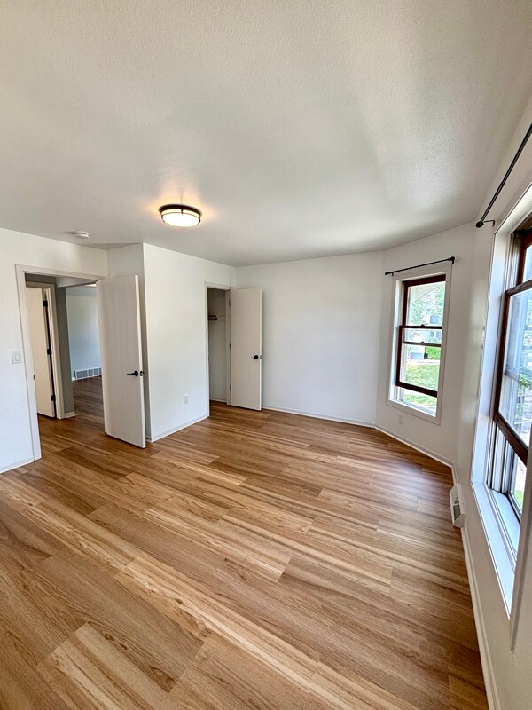 Photo - 2343 N Oakland Ave Unit 2343