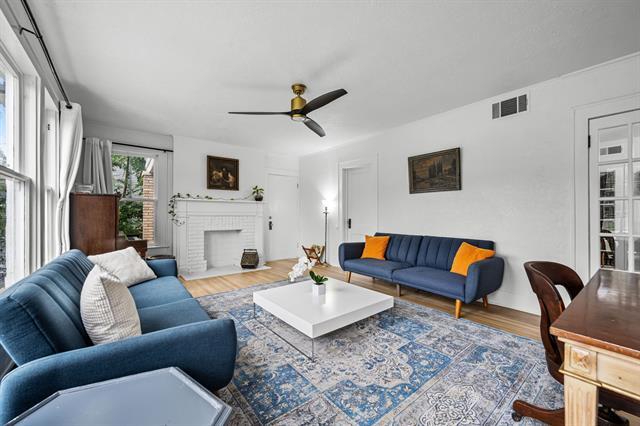 Photo - 5322 Junius St