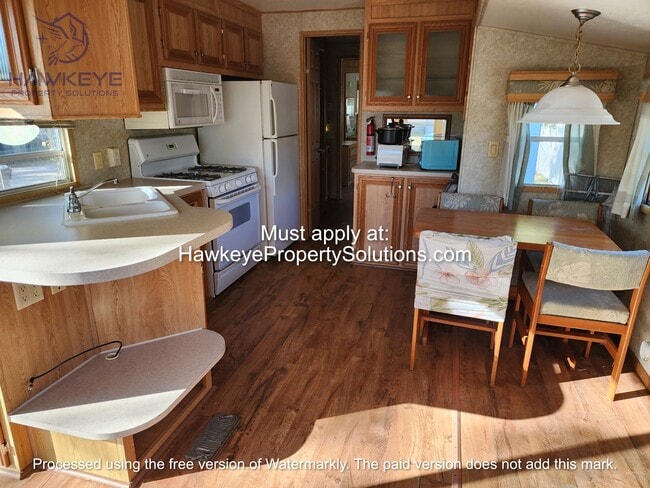 Photo - 414 Senate St