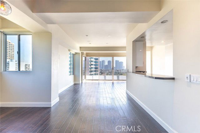 Photo - 10501 Wilshire Blvd