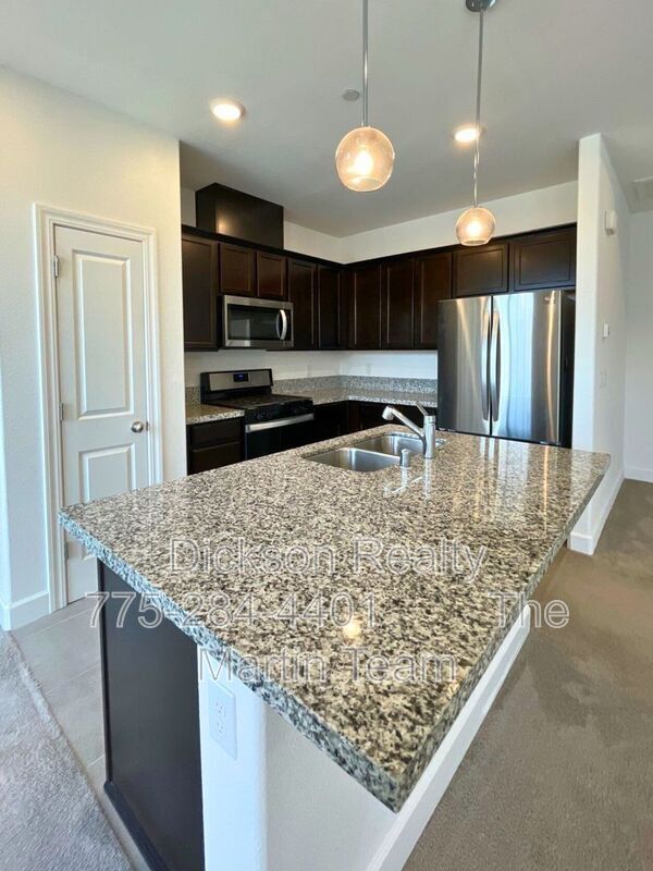 Photo - 2018 Cradle Mountain Dr