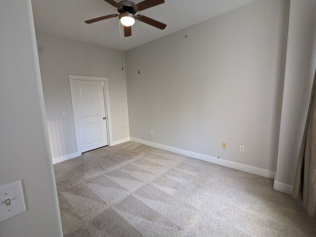 1901 Post Oak Blvd Unit 3215