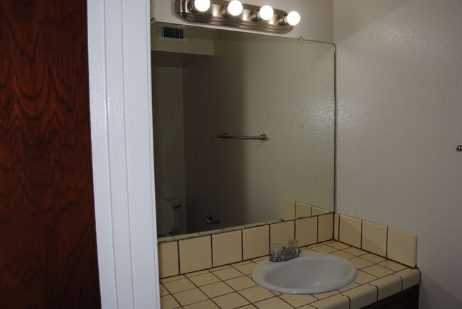 Photo - 3520 Ashe Rd Unit #2