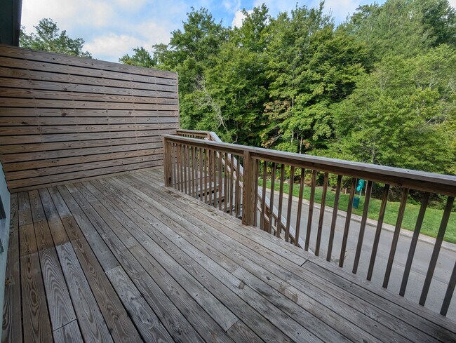 High Country Square Apartments