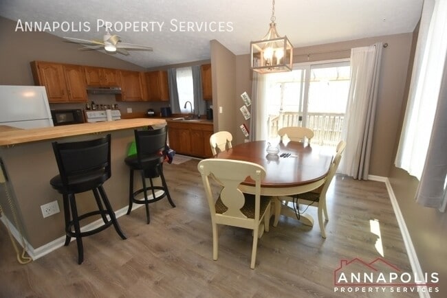 Photo - 1663 Canonade Ct