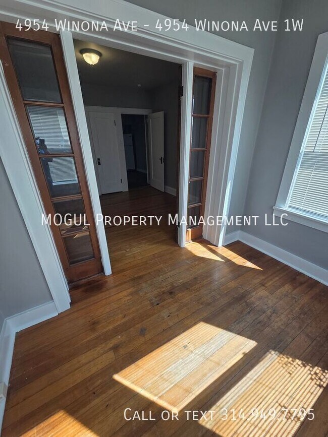 Photo - 4954 Winona Ave Unit 4954 Winona Ave 1W