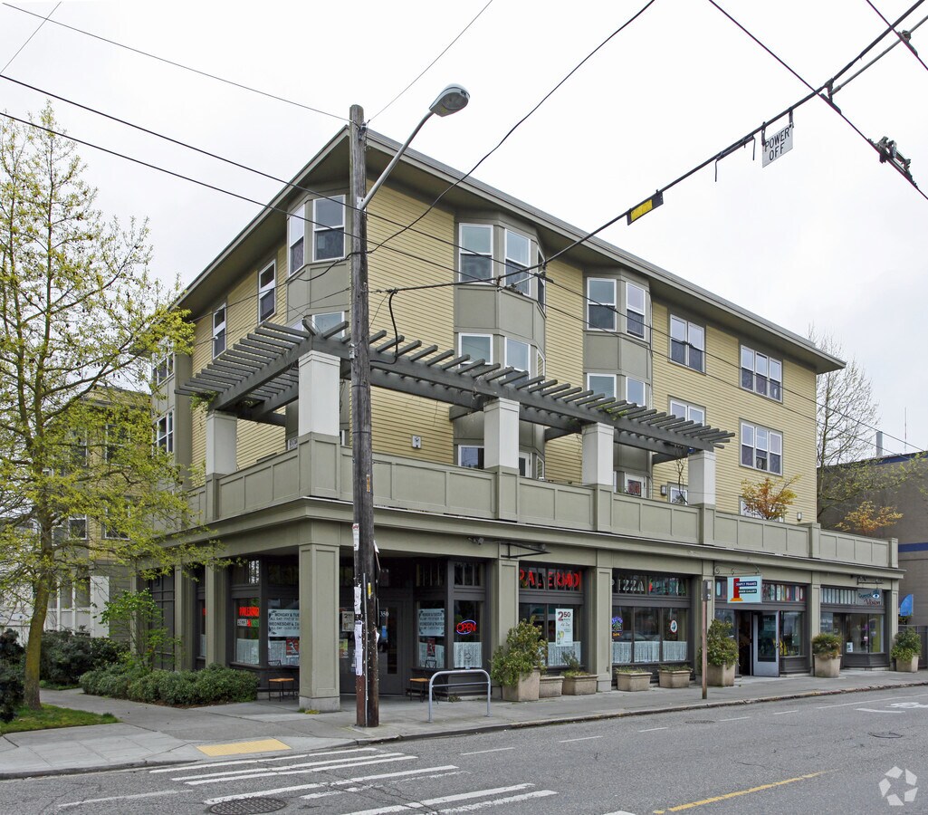 Photo - Harrison at 15th