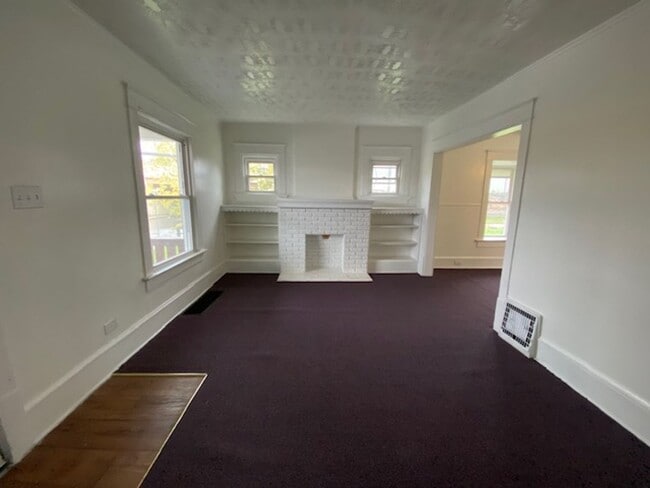 Photo - Large Single-Family Home in East Akron