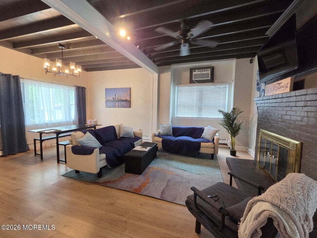 Photo - 37 Beacon Blvd