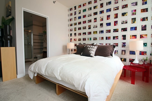 Photo - 98 E Lake St