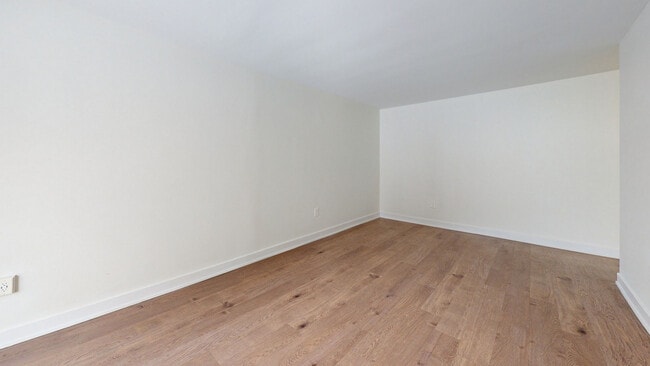 Photo - Gordon Avenue