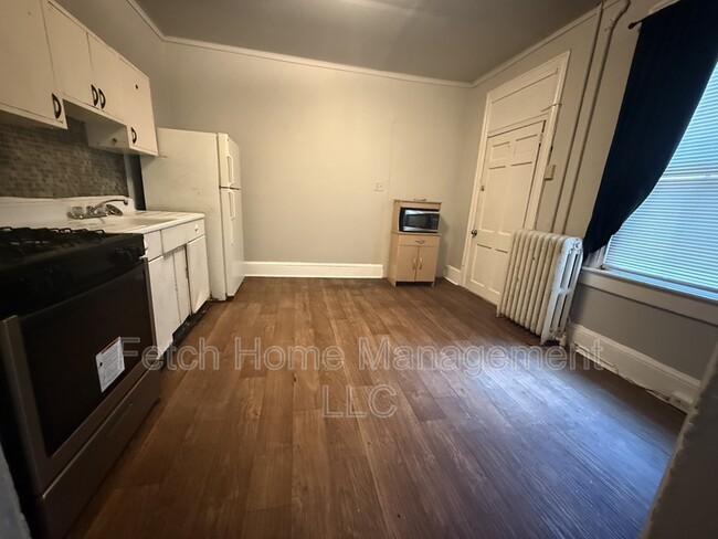 Photo - 633 Manor St