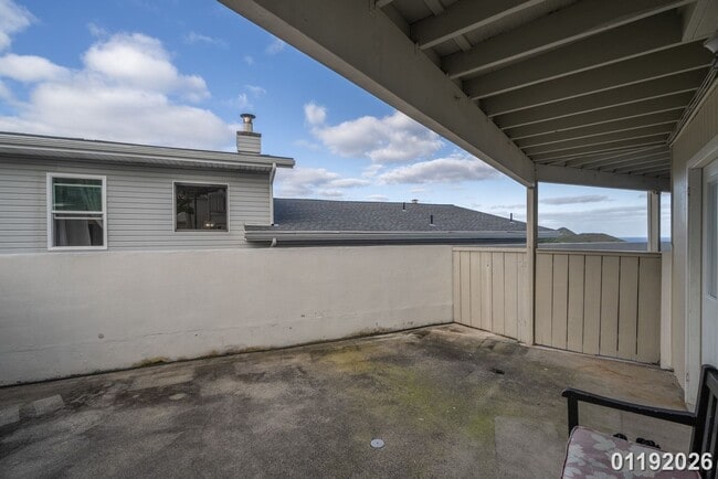 Photo - $2,950 / 2br - 2 BED 1 BATH DUPLEX IN KAILUA HEIGHTS (Honolulu)