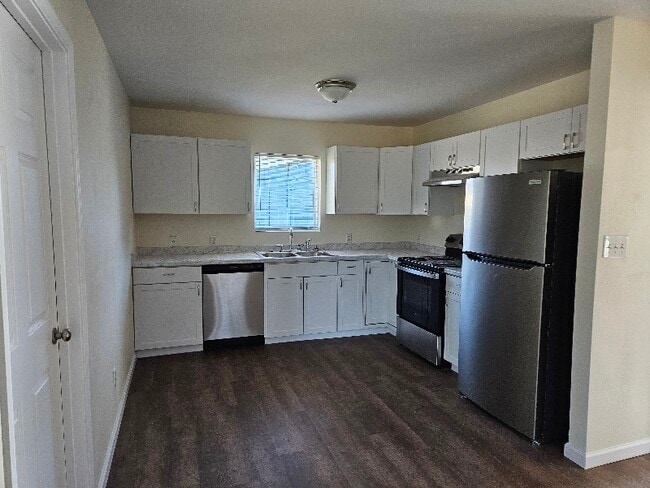 302 N Main St