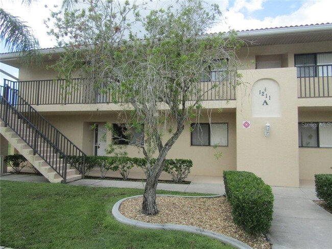 Photo - 1211 Saxony Cir Condominio Unidad A-1