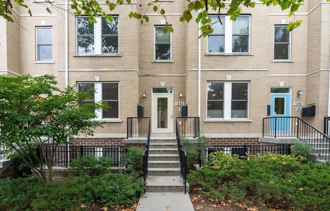 Photo - 1354 Monroe St NW