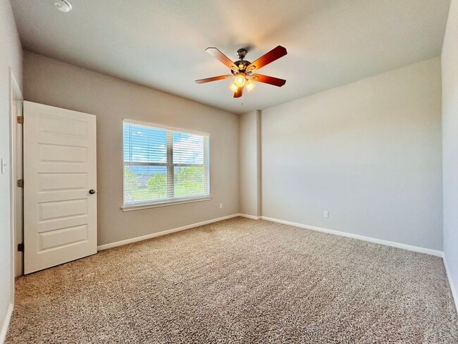Photo - 1156 Capra Ln