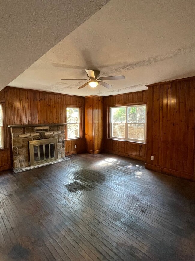 Building Photo - 116 Oakland Ave Unit 2