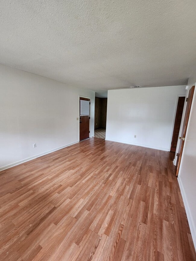 Photo - 917 Charles C. Frasier Blvd